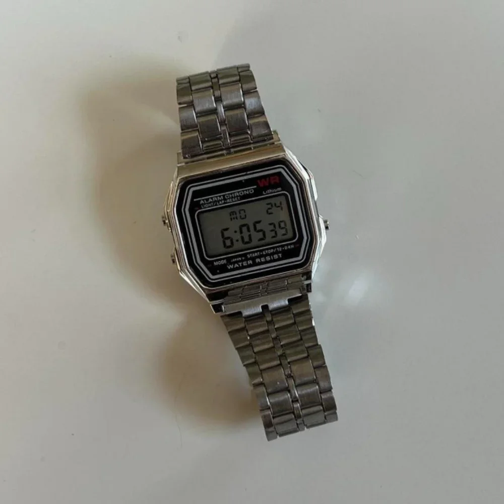 Y2K 2000s vintage retro silver waterproof stainless steel digital watch - Picture 4 of 7